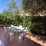 Vakantiehuis Villino Tirreno Bilo 2 *
